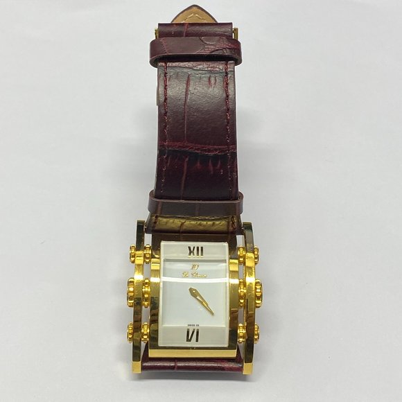 LD le Devon swiss EB watch DV7002needs battery pre owned